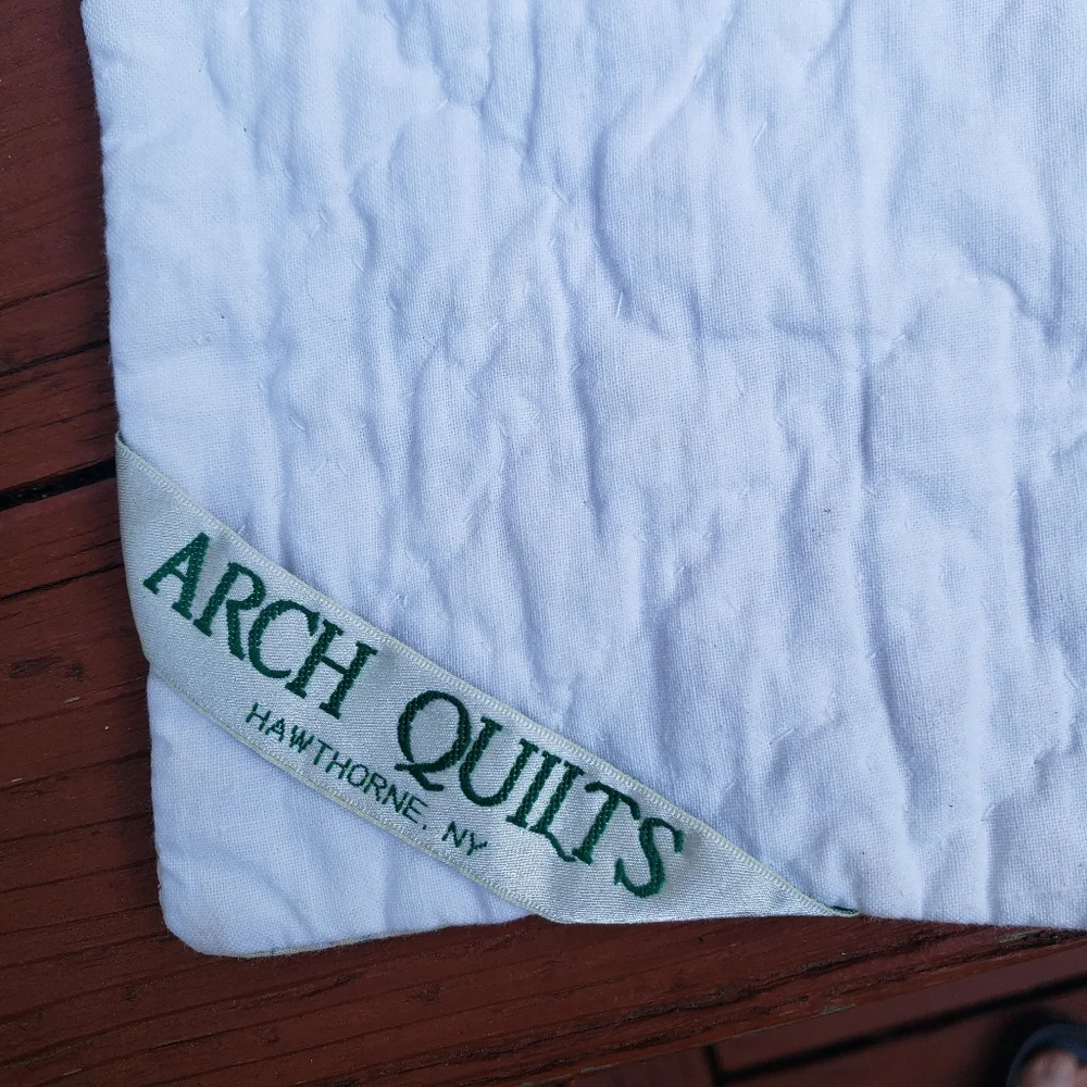 VINTAGE Arch Quilts Hawthorne NY Girls And Boys Garden Quilt 80